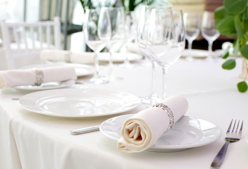 בית מלון כפרי Chateau De Tressé