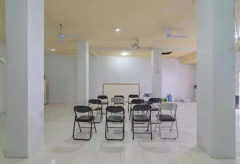 پانسیون Reddoorz Syariah @ Lafa Park Adventure