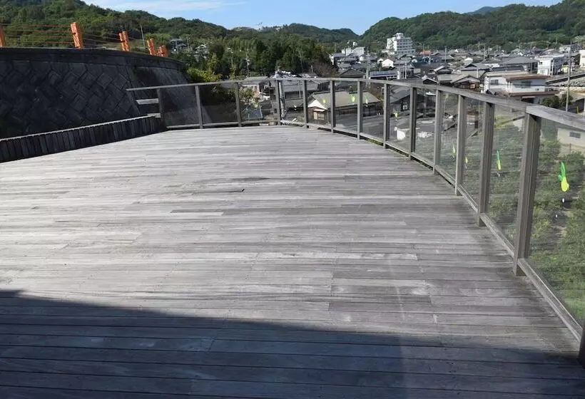 Majatalo Taiyou No Ouchi