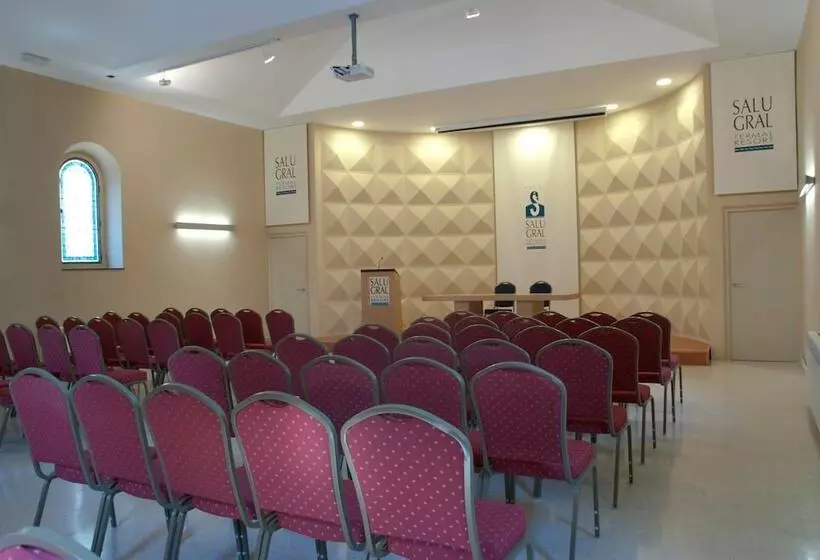 El Salugral Termal Resort