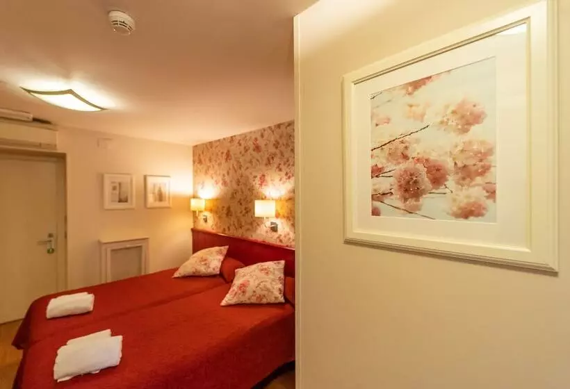 Hostal Matheu