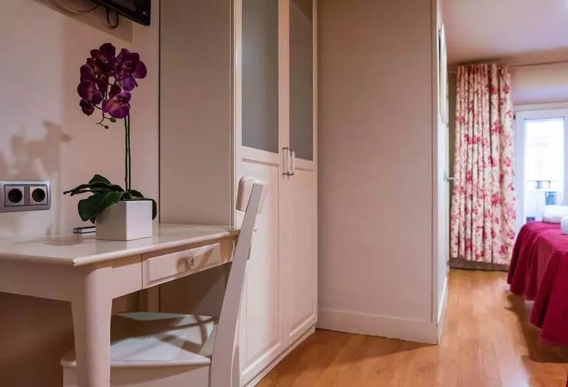Hostal Matheu