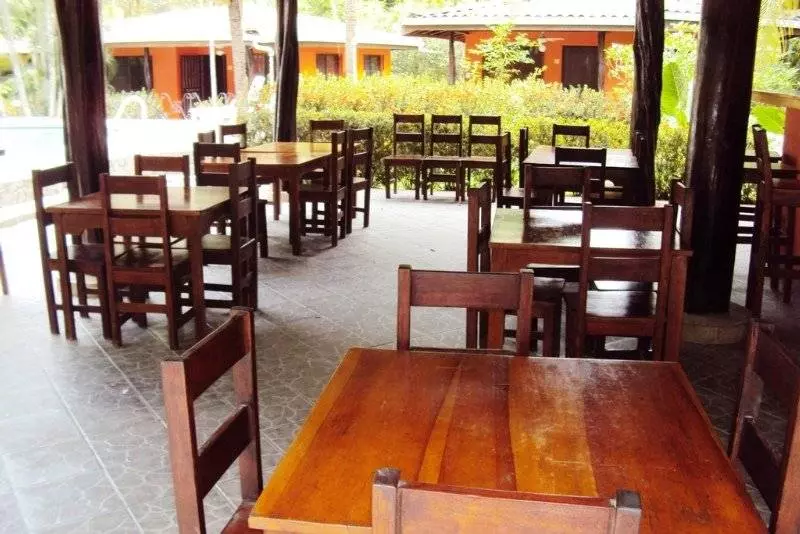 فندق Isolina Beach