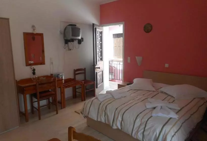 Hotel Manos Studios