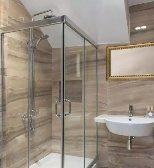 ホテル Marble House