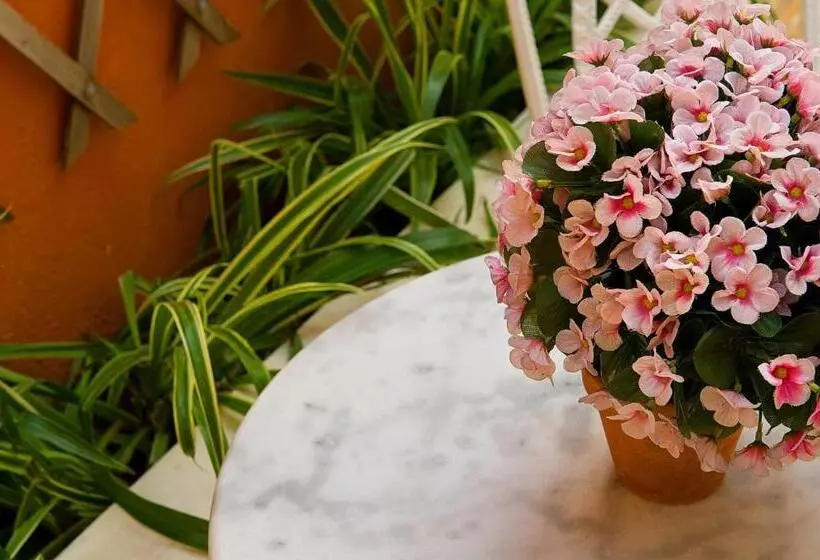 ホテル Marble House