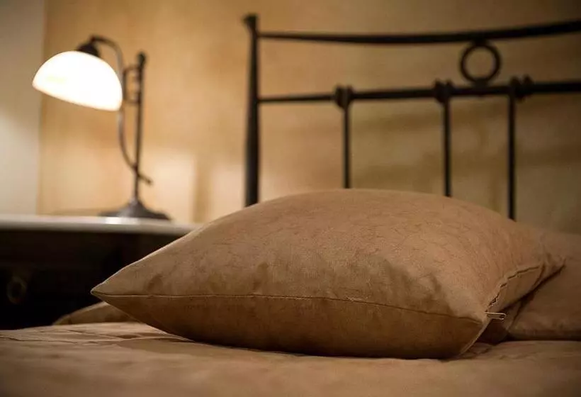 ホテル Marble House