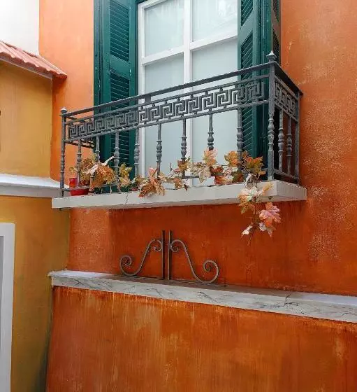 ホテル Marble House