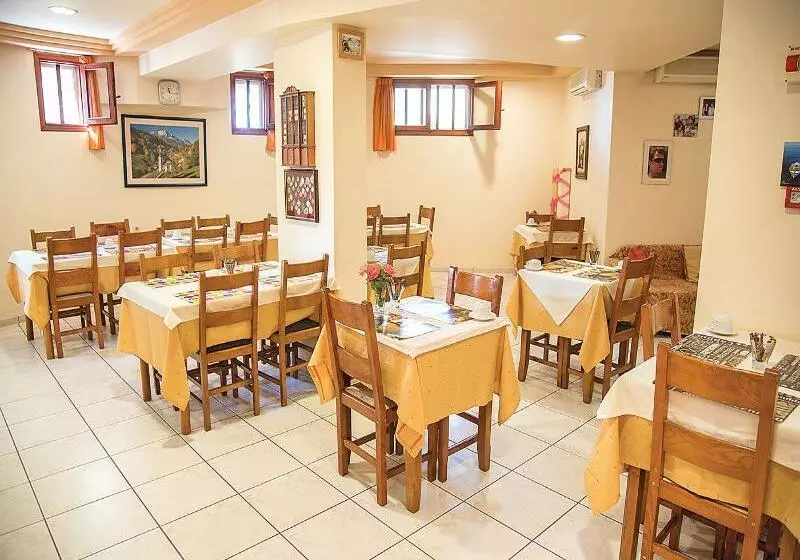 בית מלון כפרי Megim