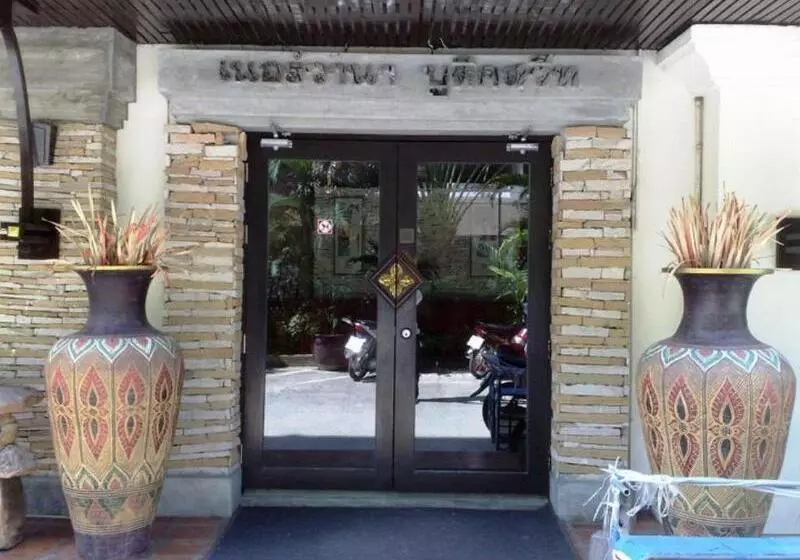 Hotelli Nirvana Boutique Suites