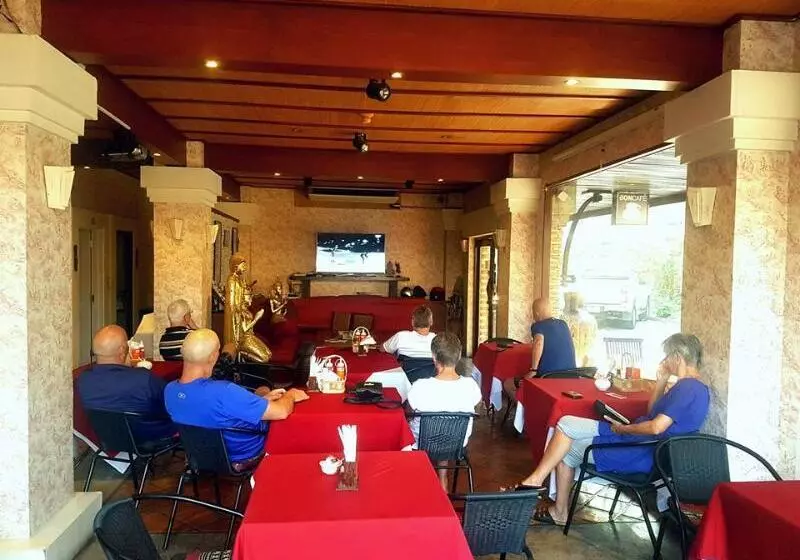 Hotelli Nirvana Boutique Suites