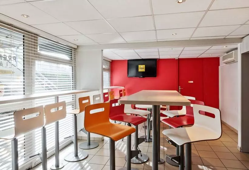 ホテル Premiere Classe Caen Nord Mémorial