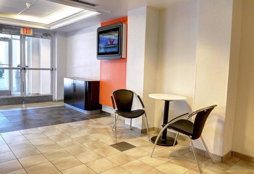 בית מלון כפרי Studio 6new Orleans, La