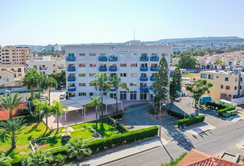 בית מלון כפרי Tetyk