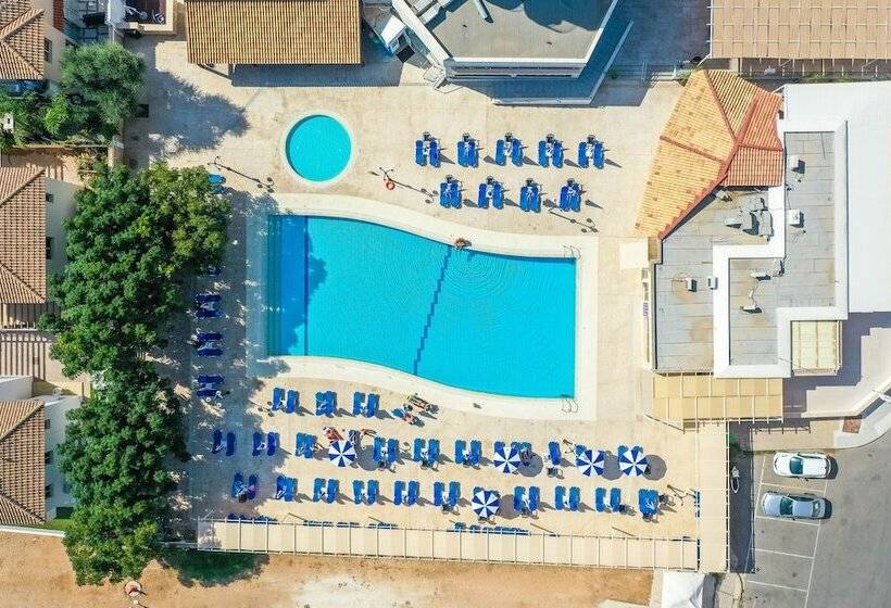 בית מלון כפרי Tetyk