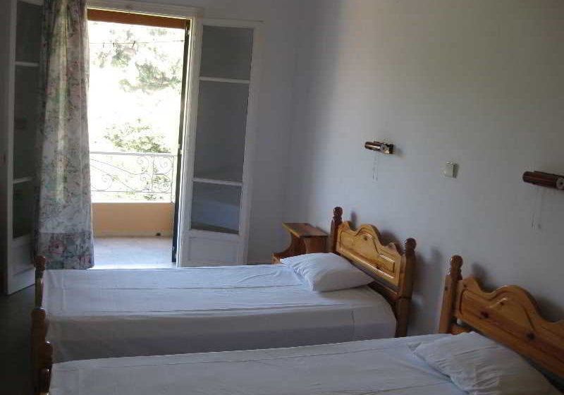 ホテル Zacharenia Apartments