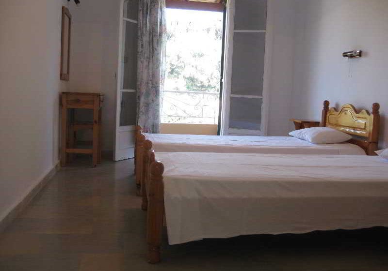 ホテル Zacharenia Apartments