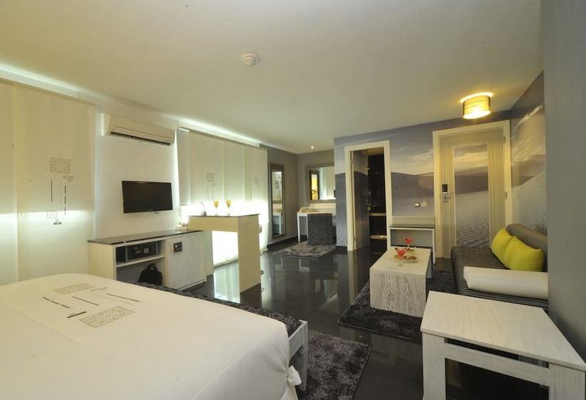 Le Trianon Luxury Hotel & Spa