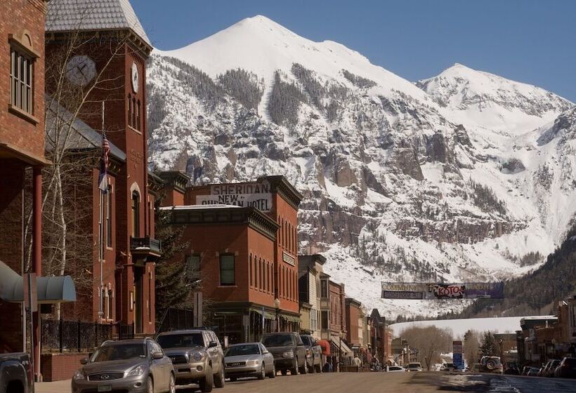 Madeline Hotel & Residences, Auberge Resorts Collection