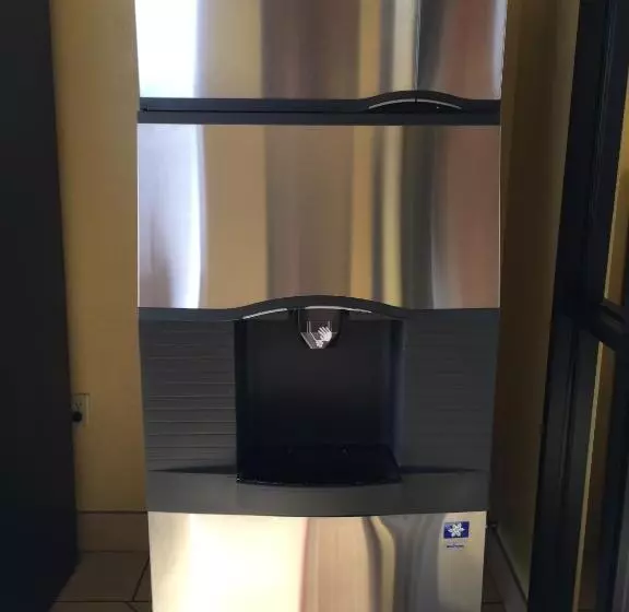 汽车旅馆 Scottish Inn Nashville