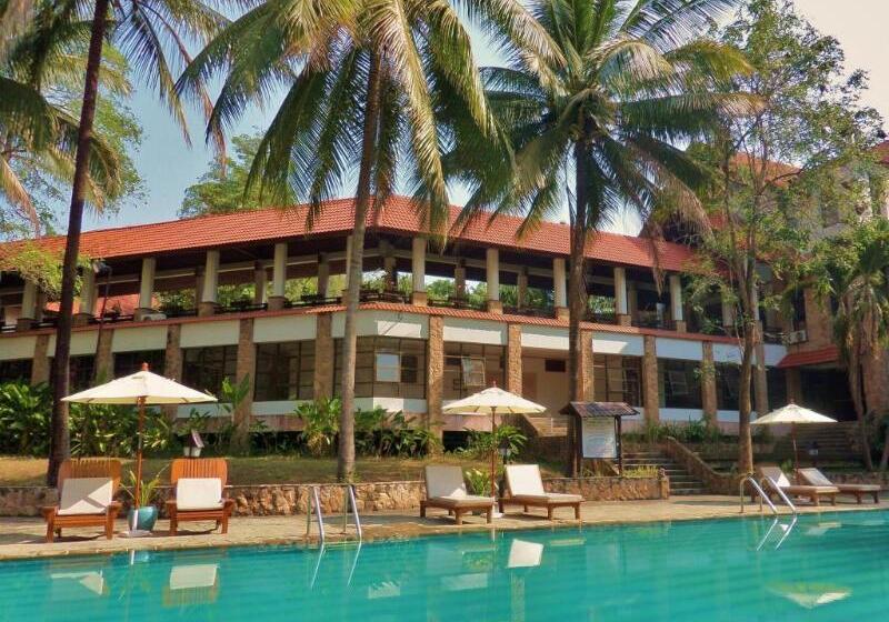 Sappraiwan Elephant Resort & Sanctuary