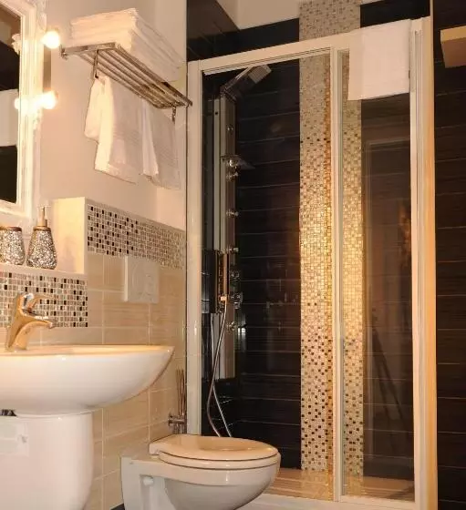 تختخواب و صبحانه Temple View