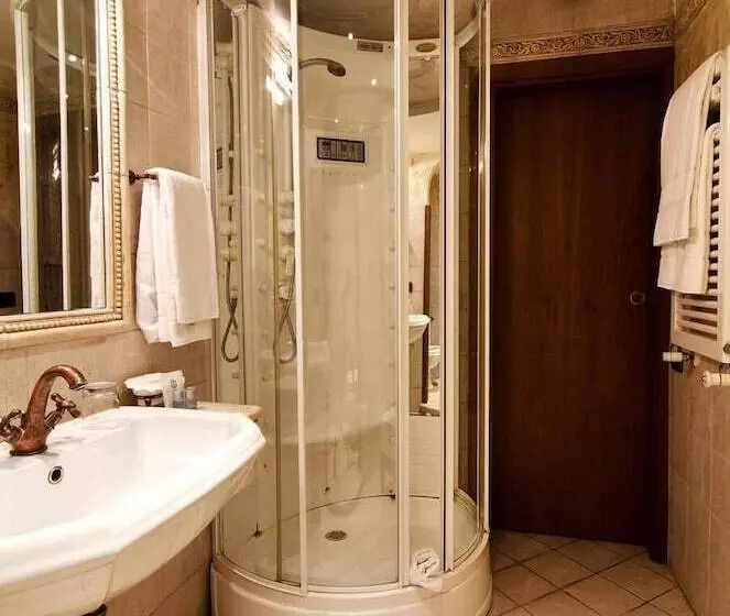 Cenci Bed & Breakfast Fontana Di Trevi