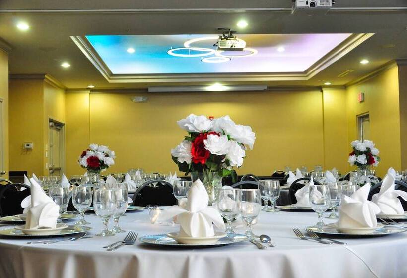 Fairfield Inn And Suites By Marriott North Spring