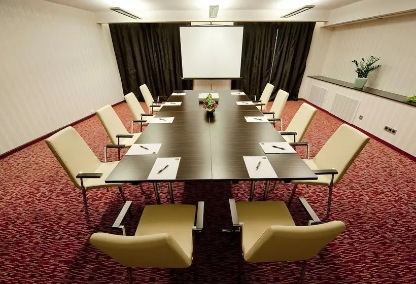 ホテル Abacus Business & Wellness