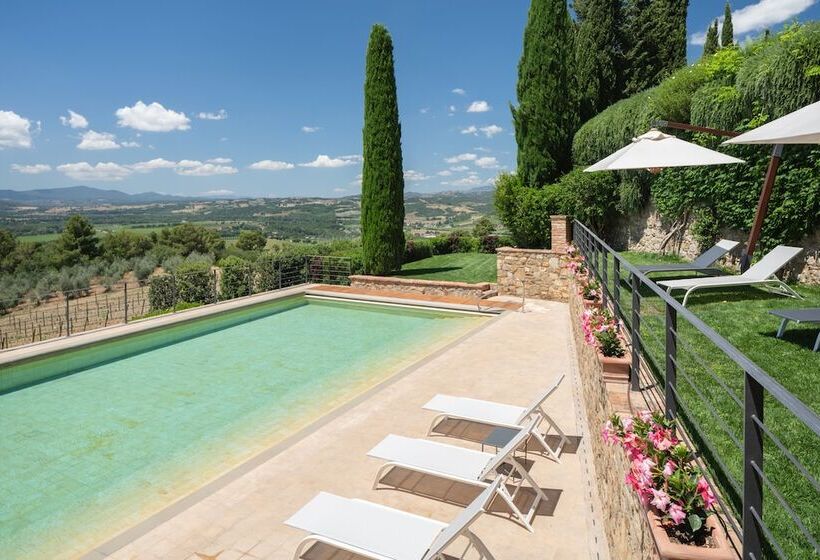 فندق Castello Banfi   Il Borgo