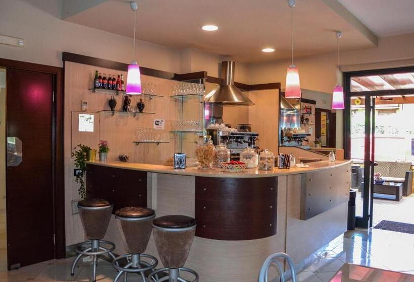 Отель Dei Tartari