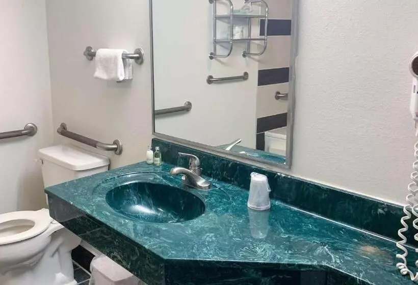 בית מלון כפרי Royal Inn Rockville