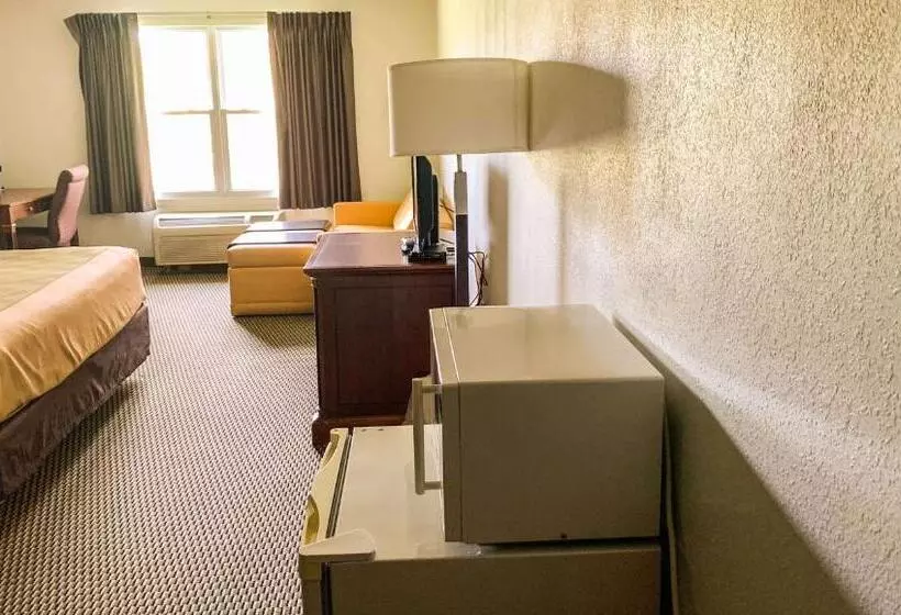 בית מלון כפרי Royal Inn Rockville