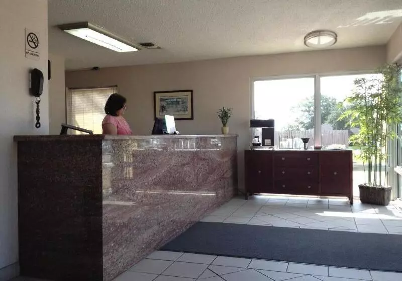 酒店 Ez Travel Inn College Station