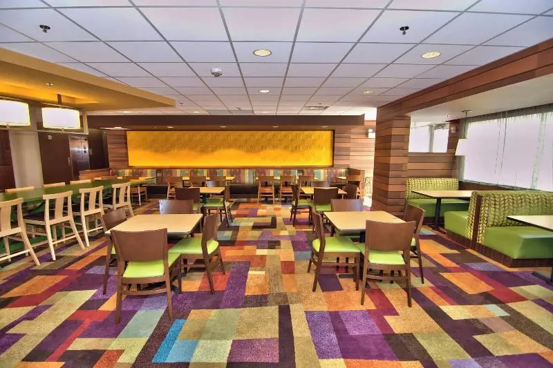 Отель Fairfield Inn & Suites By Marriott Towanda Wysox