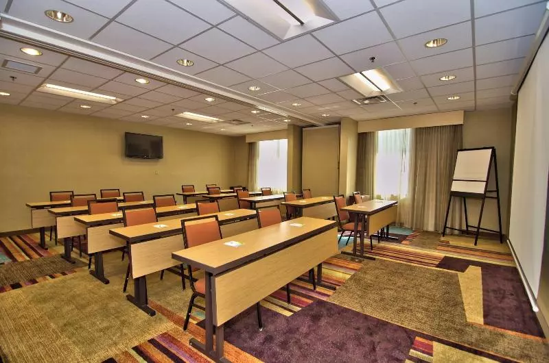 Отель Fairfield Inn & Suites By Marriott Towanda Wysox