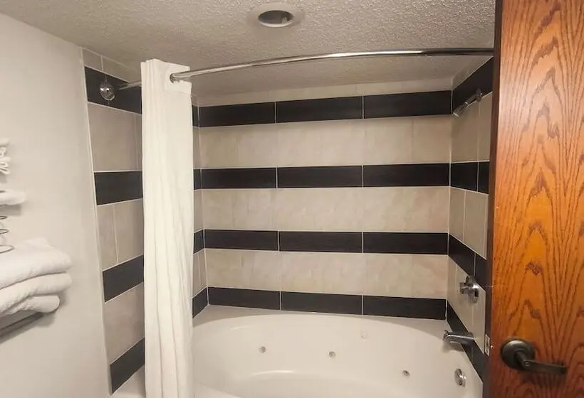 Hotelli Royal Inn Rockville