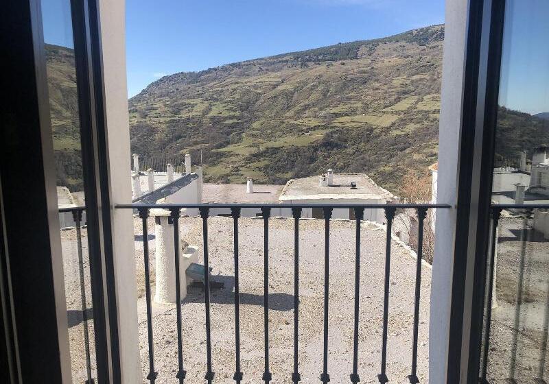 هتل روستایی Rural Real De Poqueira