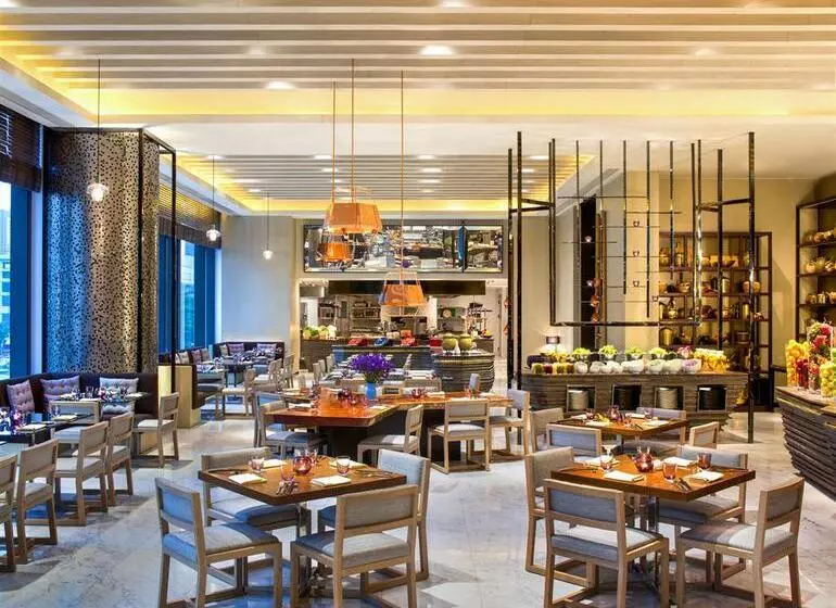 Отель W Guangzhou