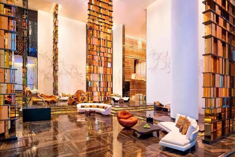 Отель W Guangzhou