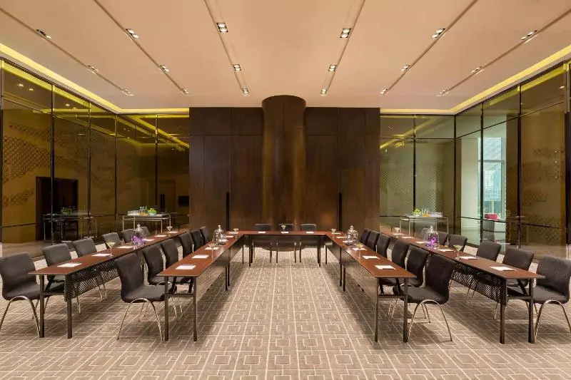 Отель W Guangzhou