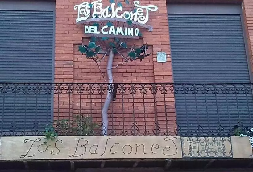 Los Balcones Del Camino
