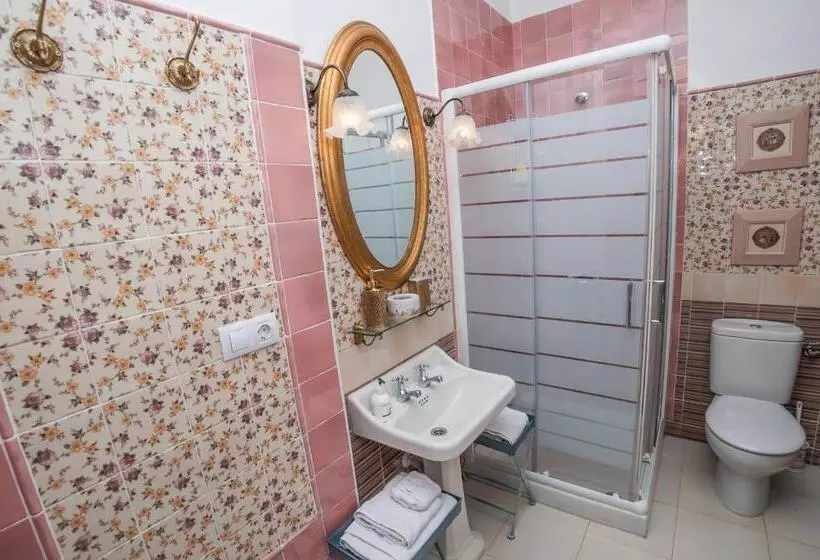 Los Balcones Del Camino