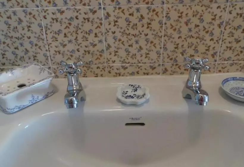 Los Balcones Del Camino