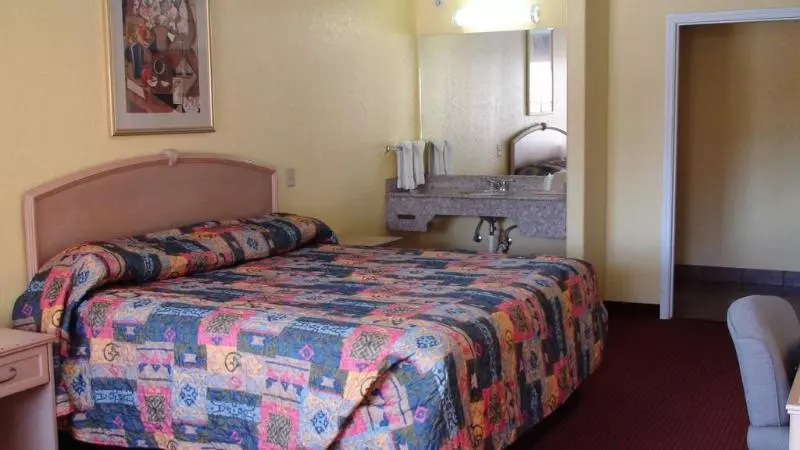 مُتل Winnquest Inn Near Ft. Sam Houston