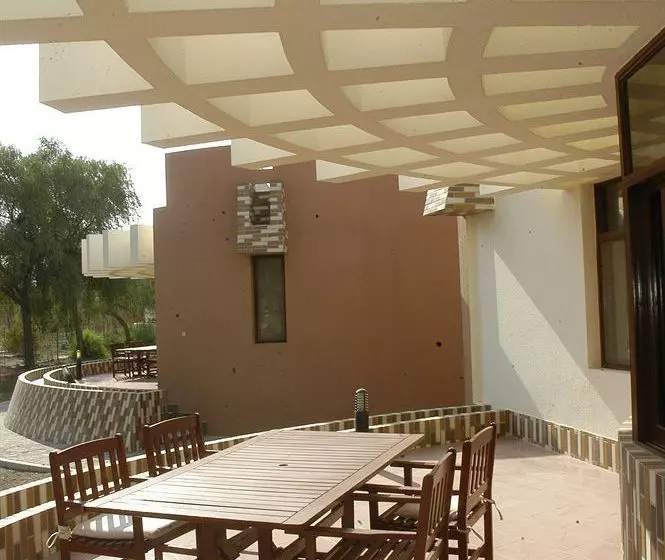 One To One & Resort Ain Al Faida