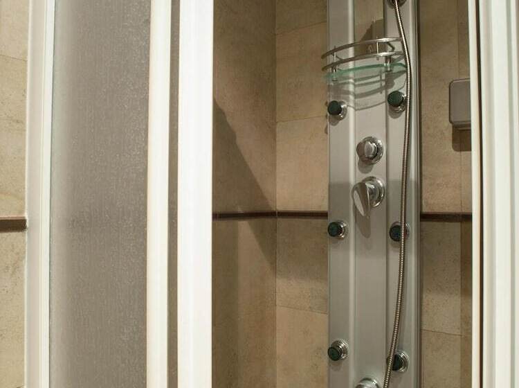 פנסיון Ch Hostal Victoria