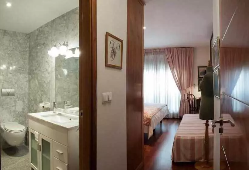 פנסיון Ch Hostal Victoria