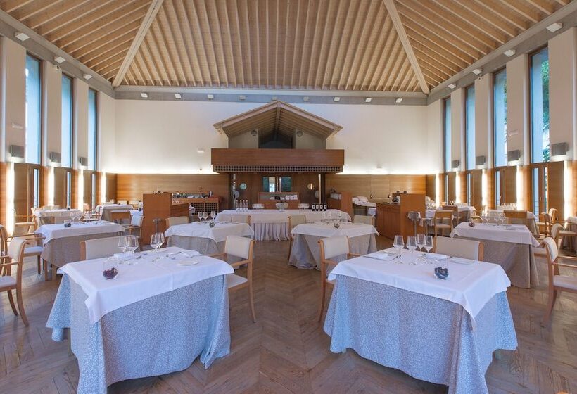 استراحتگاه Continental Balneario De Panticosa