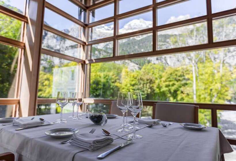 استراحتگاه Continental Balneario De Panticosa